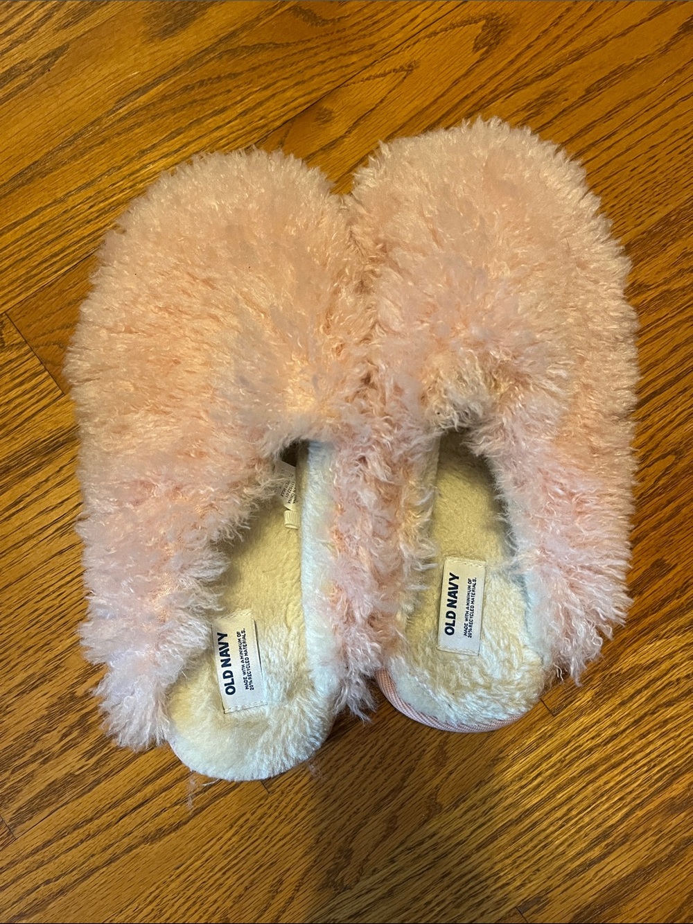 Old Navy Women's Blush Pink Fuzzy Slip-On Slippers